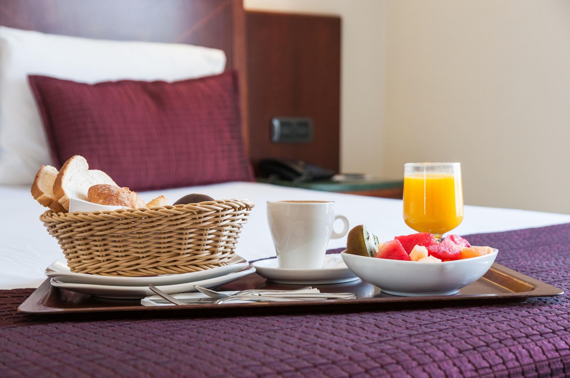 Exe Mitre Hotell 3*