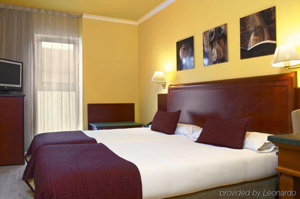 Exe Mitre Hotell 3*